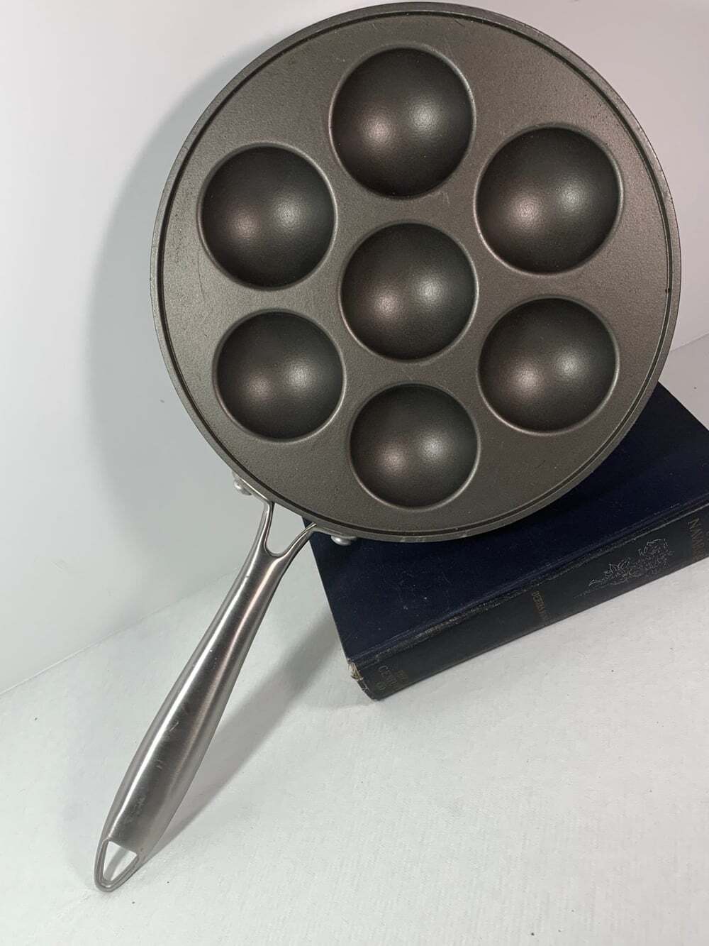 Nordic Ware Aluminum Ebelskiver (Abelskiver or Aebleskiver) Filled Pancake Pan